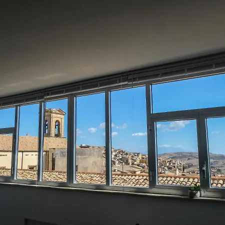 I Colori Della Sicilia Noblesse 칼타기론